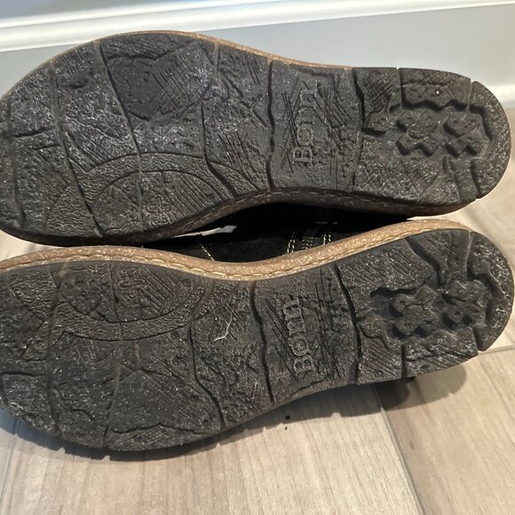 Born Wynter Suede Bootie - Black SZ 7M - Picture 3 of 5